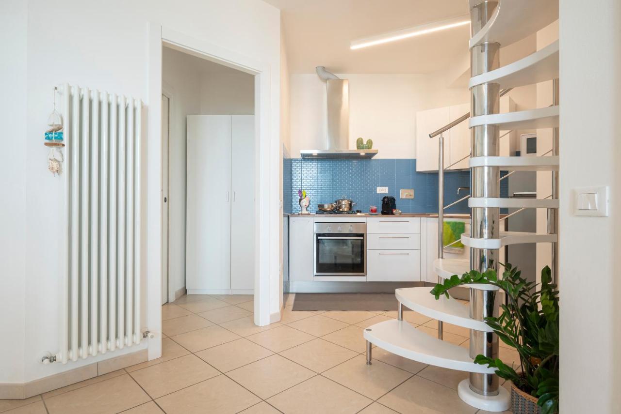 Sea View Apartment San Vincenzo Exterior photo